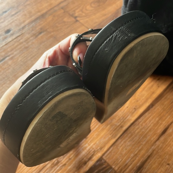 Platform studded sandals - Picture 8 of 8